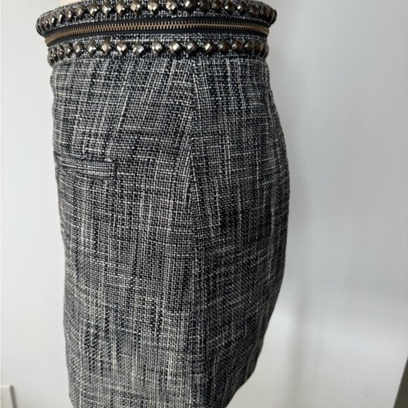 H&M Navy Tweed Mini Skirt with Embellished Waist  – Size 6 - Picture 2 of 15